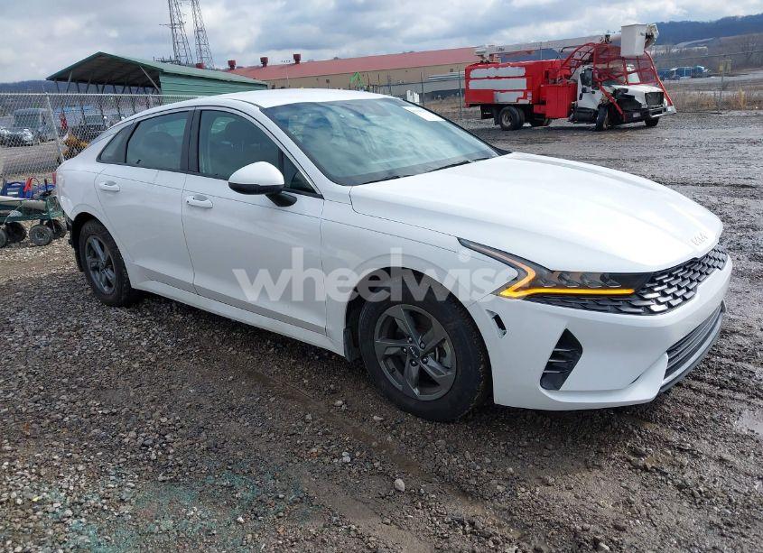 2022 Kia K5 LXS (VIN 5XXG14J26NG106106) main photo