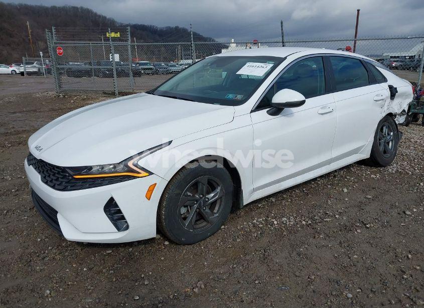 Photo 2 of 2022 Kia K5 LXS (VIN 5XXG14J26NG106106)