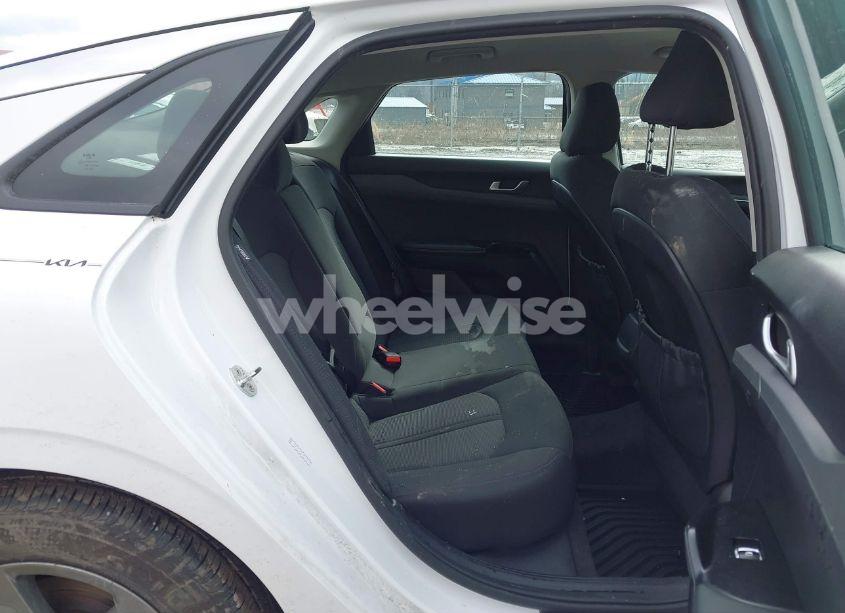 Photo 8 of 2022 Kia K5 LXS (VIN 5XXG14J26NG106106)