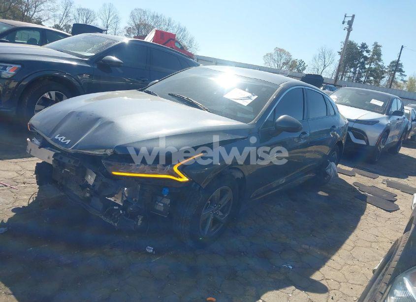 Photo 2 of 2022 Kia K5 LXS (VIN 5XXG14J26NG119907)