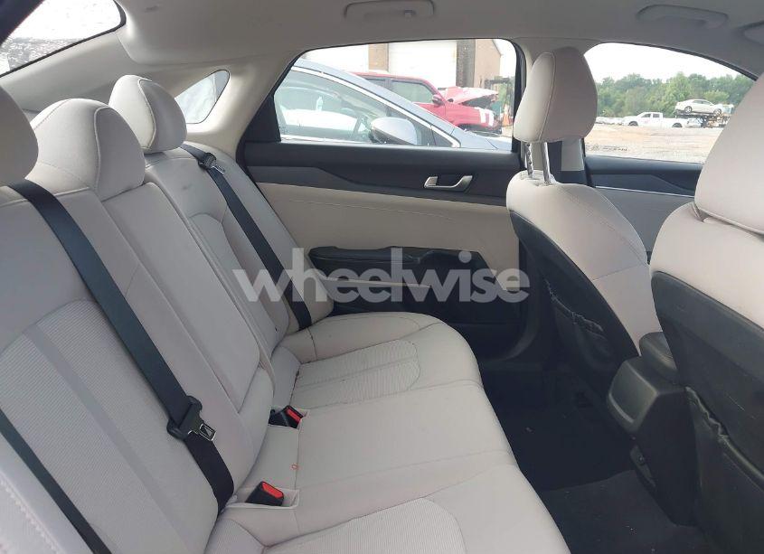 Photo 8 of 2022 Kia K5 LXS (VIN 5XXG14J26NG165172)