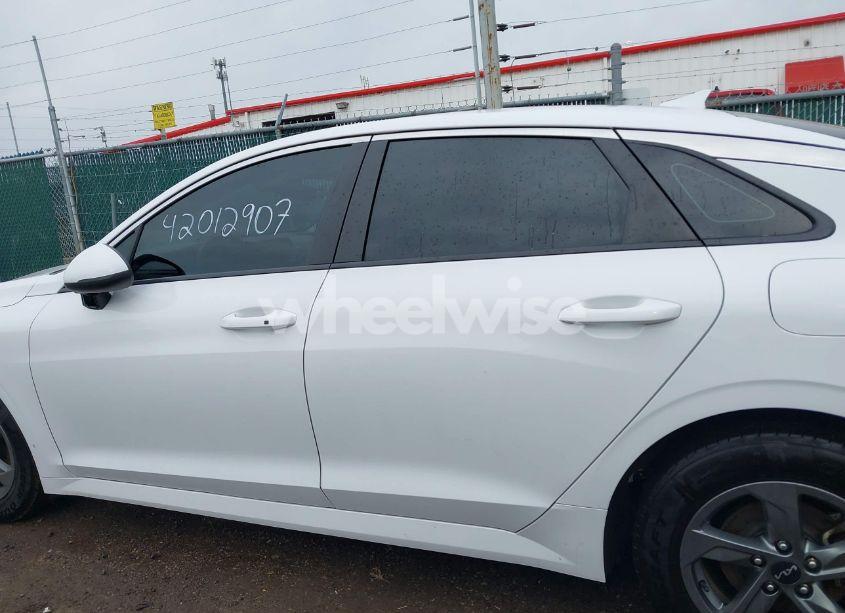 Photo 14 of 2023 Kia K5 LXS (VIN 5XXG14J26PG203910)