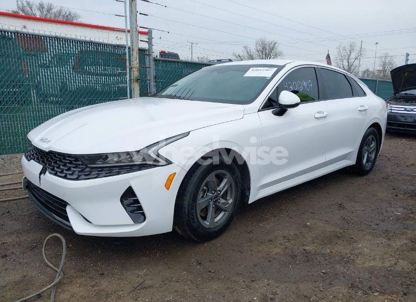 Photo 2 of 2023 Kia K5 LXS (VIN 5XXG14J26PG203910)