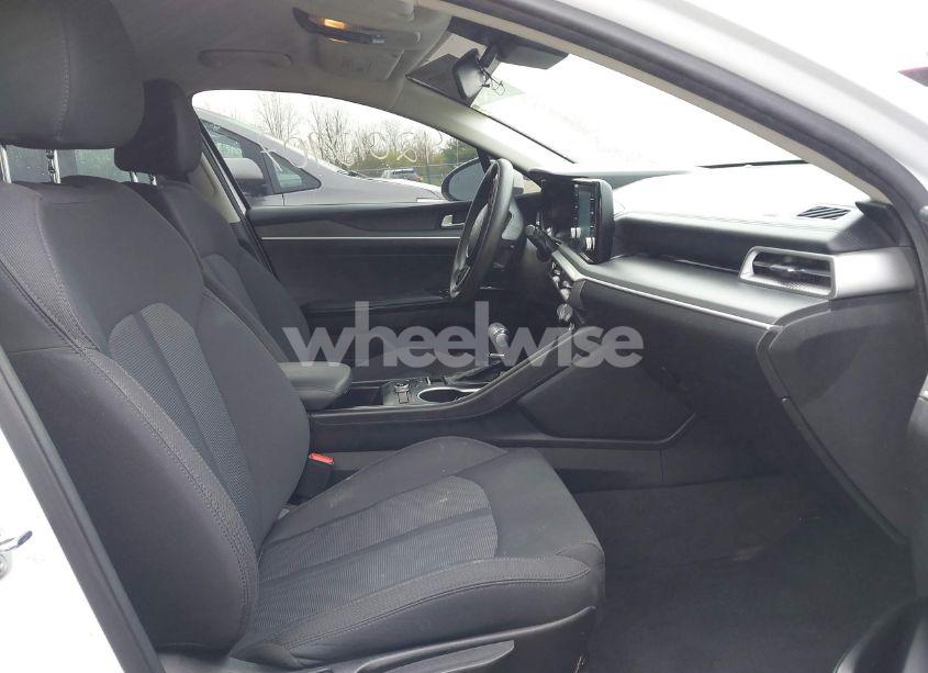 Photo 5 of 2023 Kia K5 LXS (VIN 5XXG14J26PG203910)