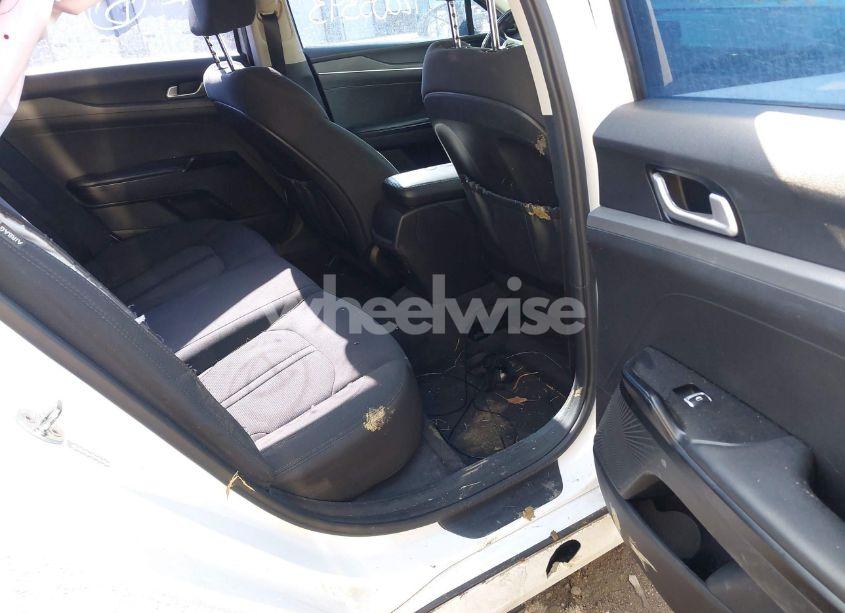 Photo 8 of 2021 Kia K5 LXS (VIN 5XXG14J27MG022651)