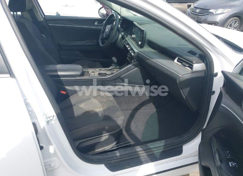 Photo 5 of 2021 Kia K5 LXS (VIN 5XXG14J27MG046044)