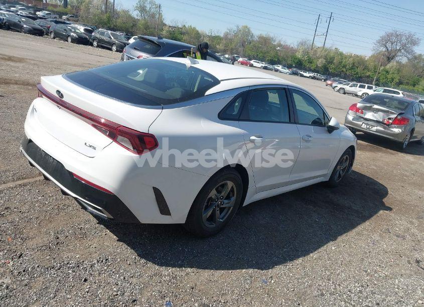 Photo 4 of 2021 Kia K5 LXS (VIN 5XXG14J27MG079447)