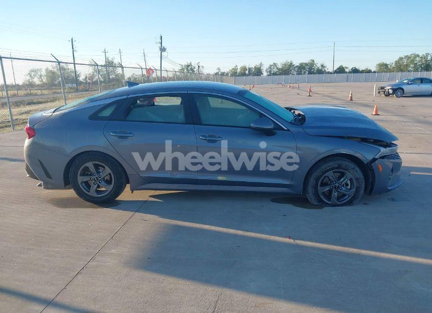 Photo 12 of 2022 Kia K5 LXS (VIN 5XXG14J27NG088974)