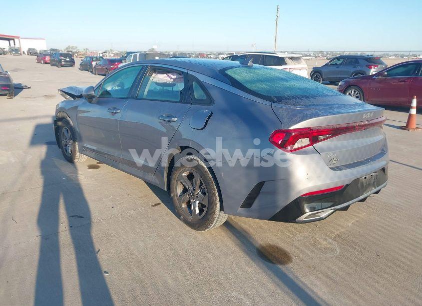 Photo 3 of 2022 Kia K5 LXS (VIN 5XXG14J27NG088974)