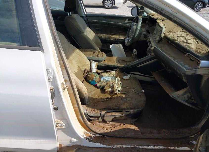 Photo 5 of 2022 Kia K5 LXS (VIN 5XXG14J27NG120757)