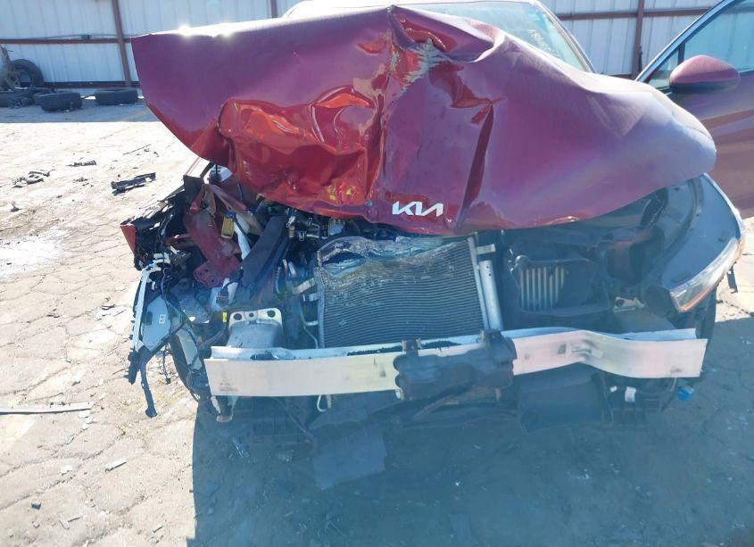 Photo 6 of 2022 Kia K5 LXS (VIN 5XXG14J27NG143066)