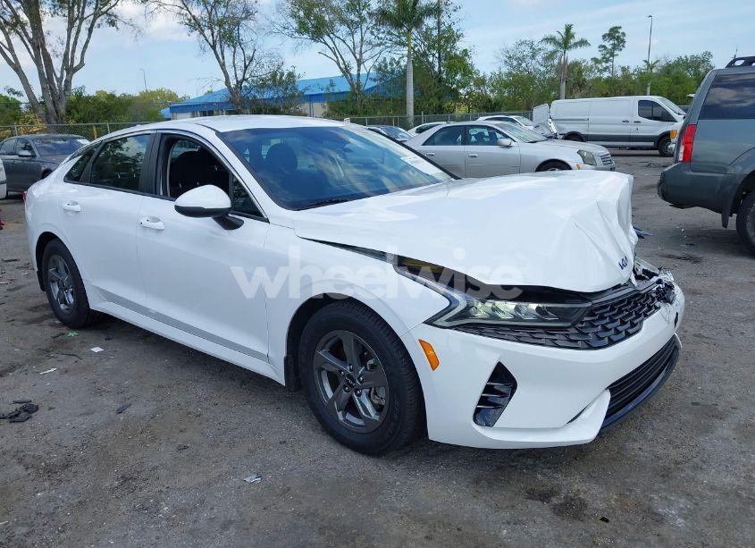 2024 Kia K5 LXS (VIN 5XXG14J27RG248700) main photo