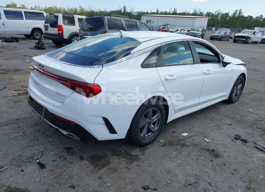 Photo 4 of 2024 Kia K5 LXS (VIN 5XXG14J27RG248700)