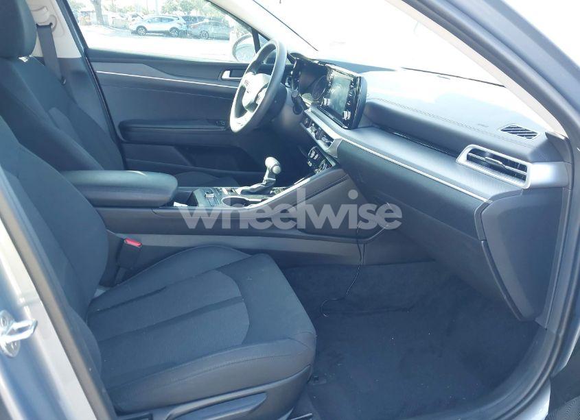 Photo 5 of 2021 Kia K5 LXS (VIN 5XXG14J28MG024778)