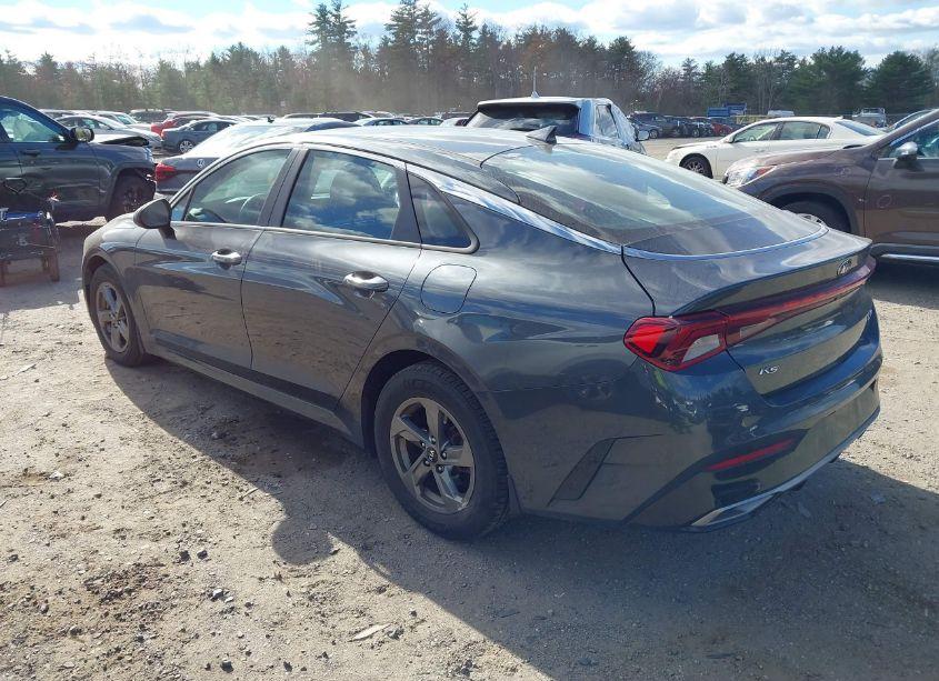 Photo 3 of 2021 Kia K5 LXS (VIN 5XXG14J28MG040561)