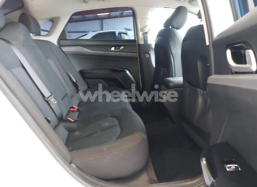 Photo 8 of 2021 Kia K5 LXS (VIN 5XXG14J28MG046392)