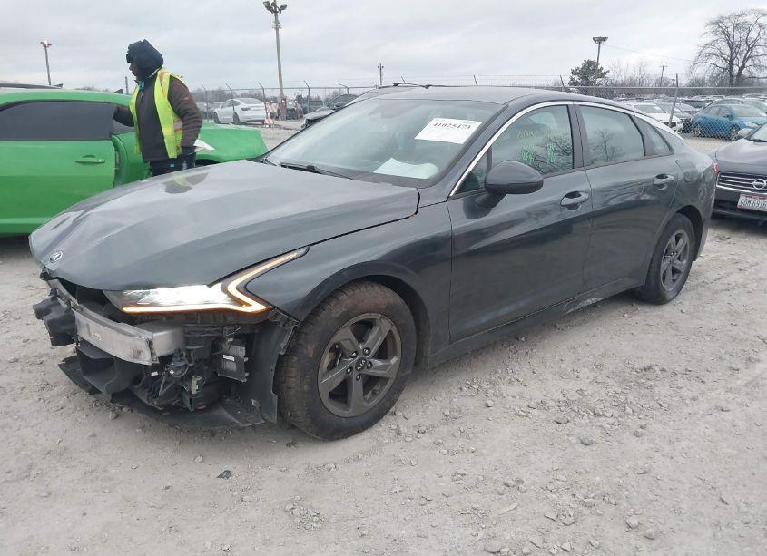 Photo 2 of 2021 Kia K5 LXS (VIN 5XXG14J28MG046487)