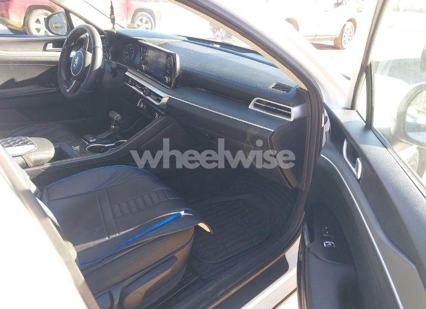 Photo 5 of 2021 Kia K5 LXS (VIN 5XXG14J28MG055271)