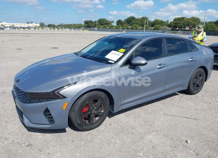 Photo 2 of 2021 Kia K5 LXS (VIN 5XXG14J28MG065914)