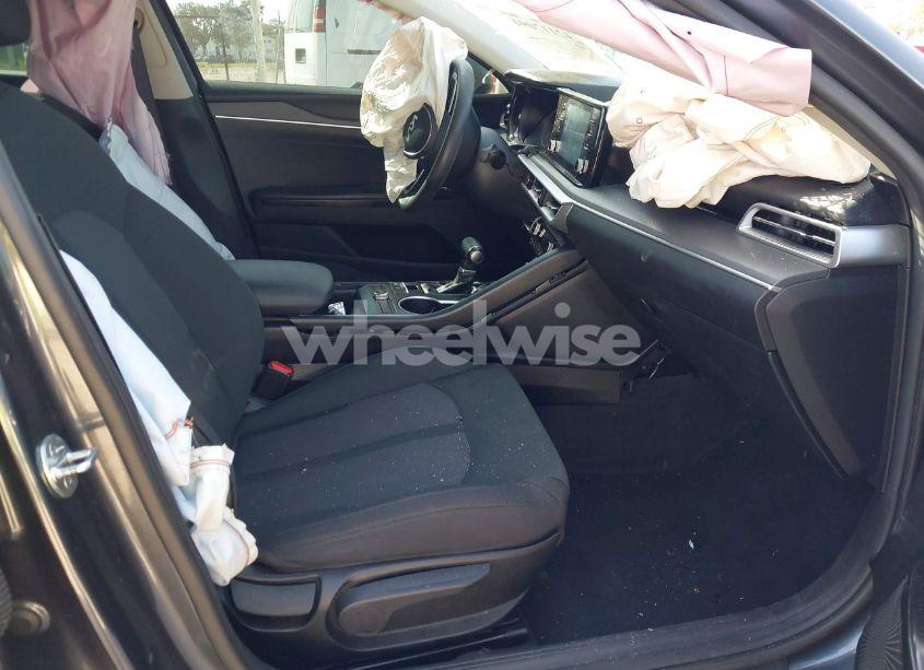 Photo 5 of 2022 Kia K5 LXS (VIN 5XXG14J28NG113817)