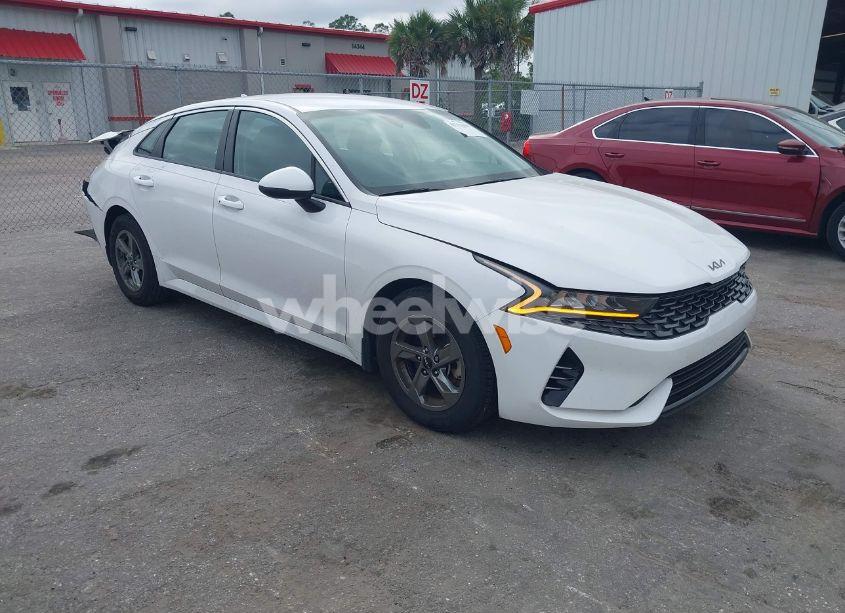 2024 Kia K5 LXS (VIN 5XXG14J28RG238077) main photo