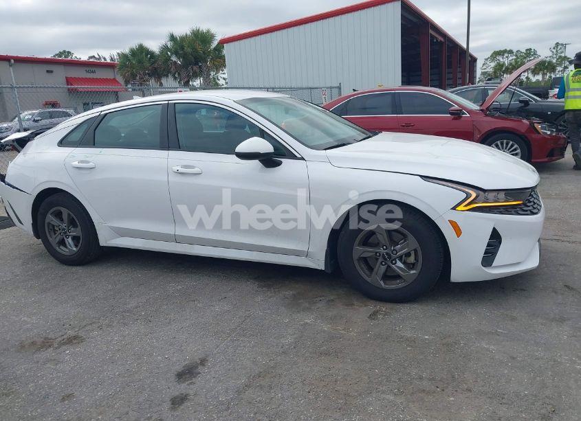 Photo 13 of 2024 Kia K5 LXS (VIN 5XXG14J28RG238077)