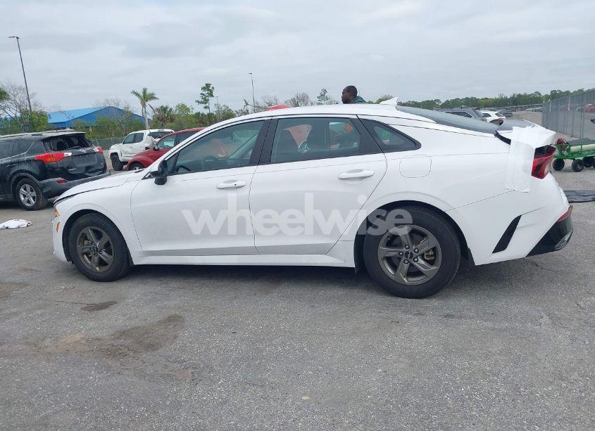 Photo 14 of 2024 Kia K5 LXS (VIN 5XXG14J28RG238077)