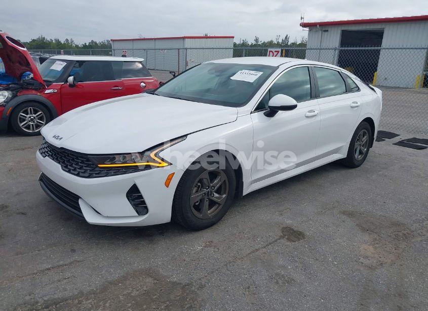 Photo 2 of 2024 Kia K5 LXS (VIN 5XXG14J28RG238077)