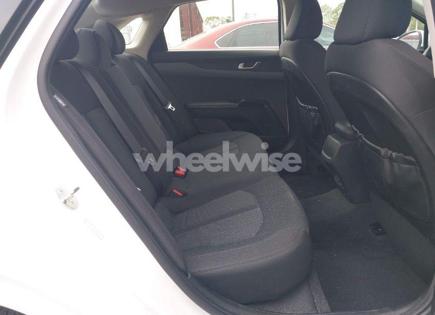 Photo 8 of 2024 Kia K5 LXS (VIN 5XXG14J28RG238077)