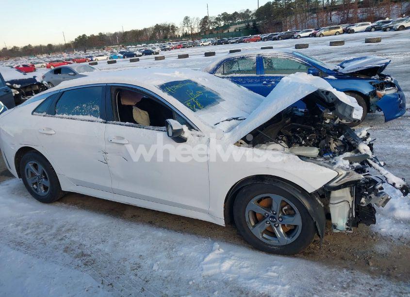 Photo 12 of 2021 Kia K5 LXS (VIN 5XXG14J29MG014454)