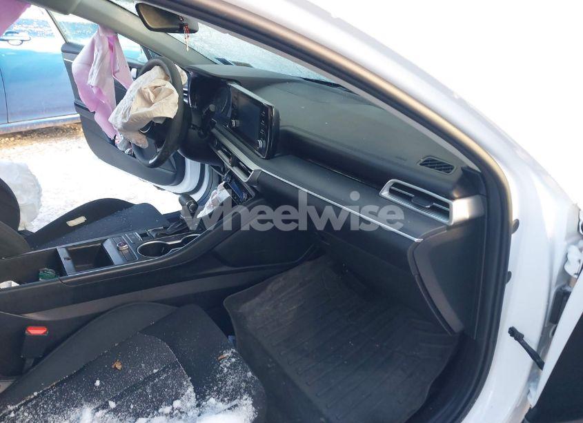 Photo 5 of 2021 Kia K5 LXS (VIN 5XXG14J29MG014454)