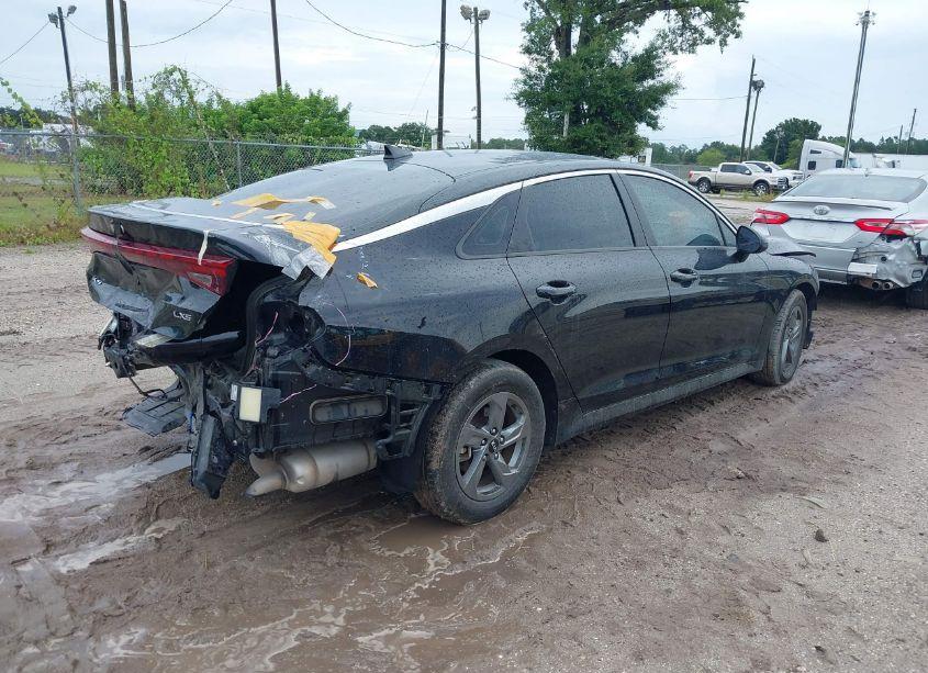 Photo 4 of 2021 Kia K5 LXS (VIN 5XXG14J29MG058633)