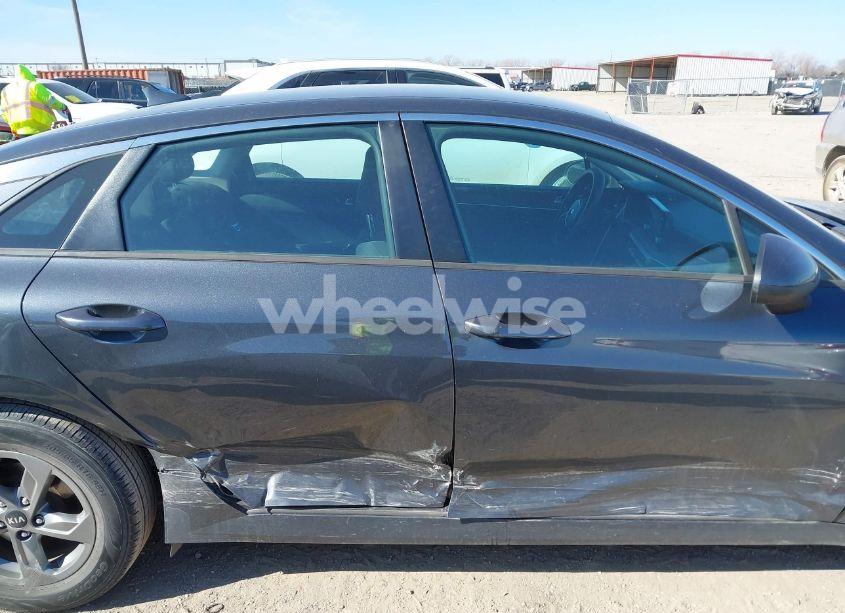 Photo 13 of 2021 Kia K5 LXS (VIN 5XXG14J29MG073133)