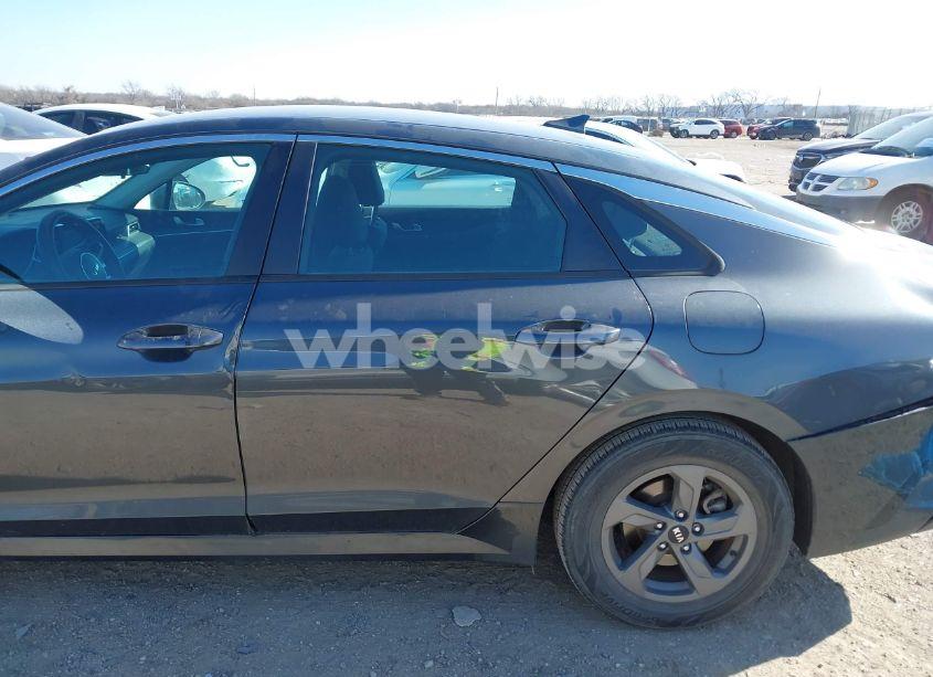 Photo 14 of 2021 Kia K5 LXS (VIN 5XXG14J29MG073133)
