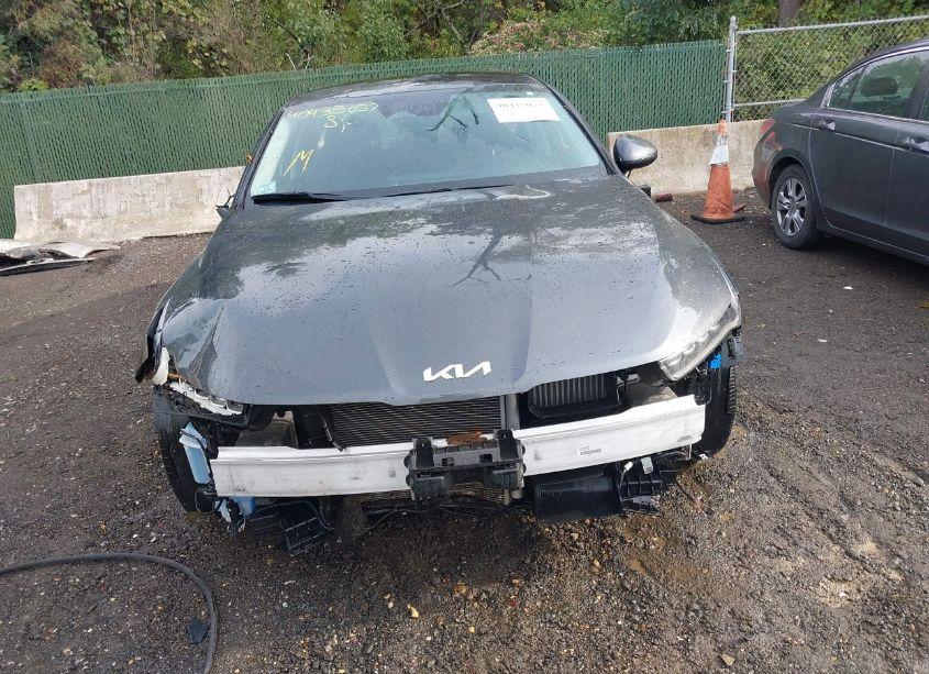 Photo 12 of 2022 Kia K5 LXS (VIN 5XXG14J29NG138564)