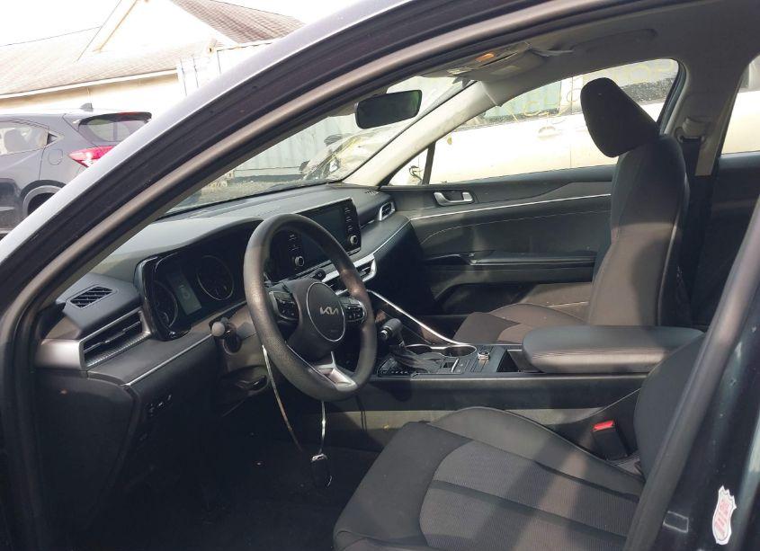 Photo 5 of 2022 Kia K5 LXS (VIN 5XXG14J29NG138564)