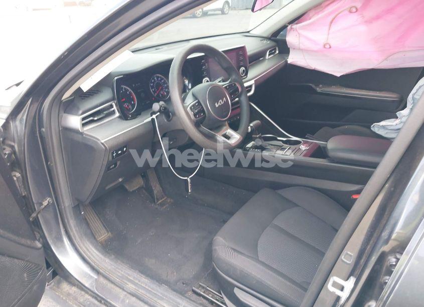 Photo 5 of 2022 Kia K5 LXS (VIN 5XXG14J29NG149192)