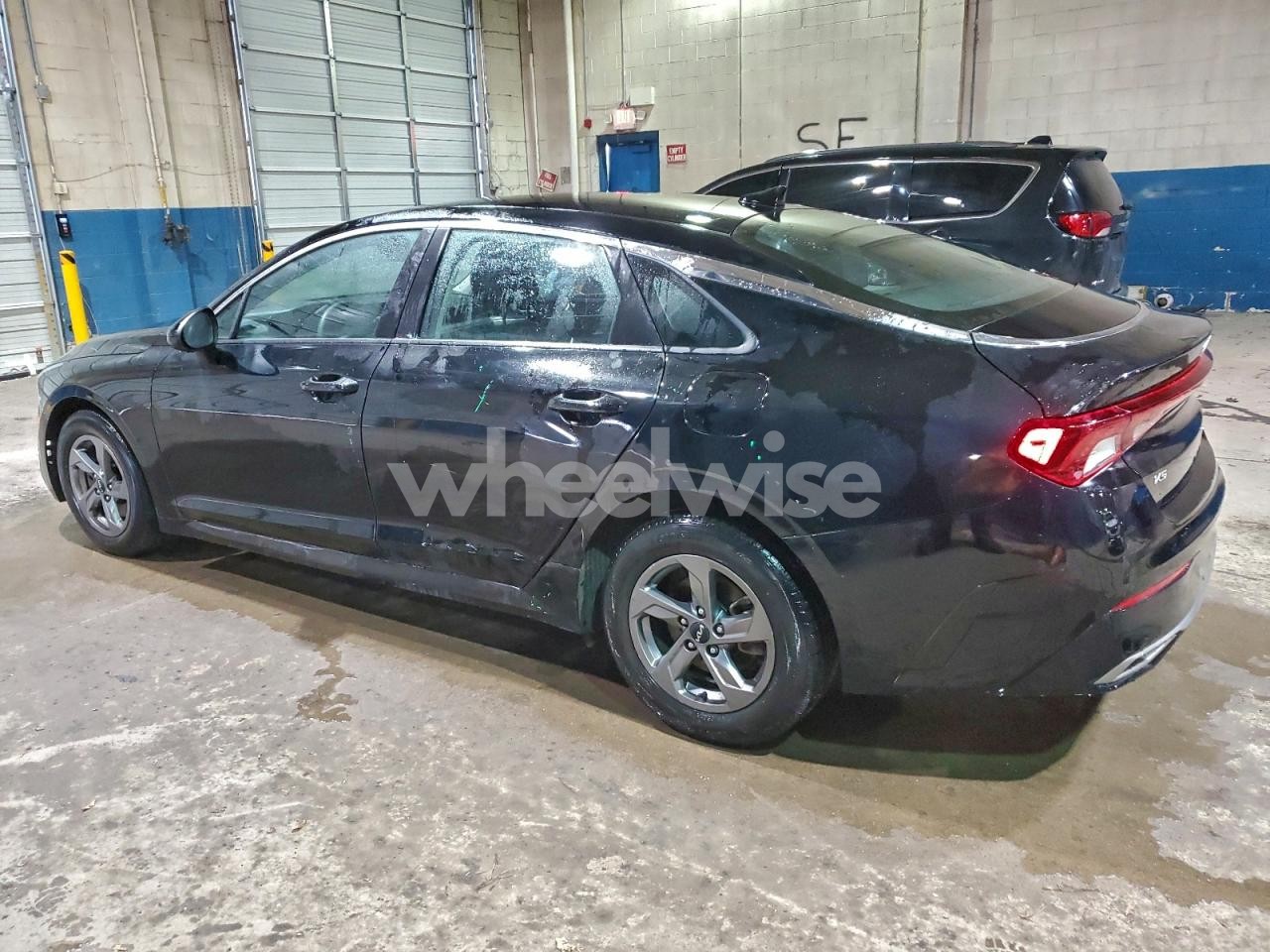 Photo 2 of 2023 KIA K5 LXS (VIN 5XXG14J29PG208857)