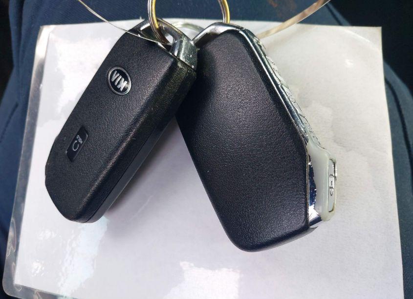 Photo 11 of 2021 Kia K5 LXS (VIN 5XXG14J2XMG015838)