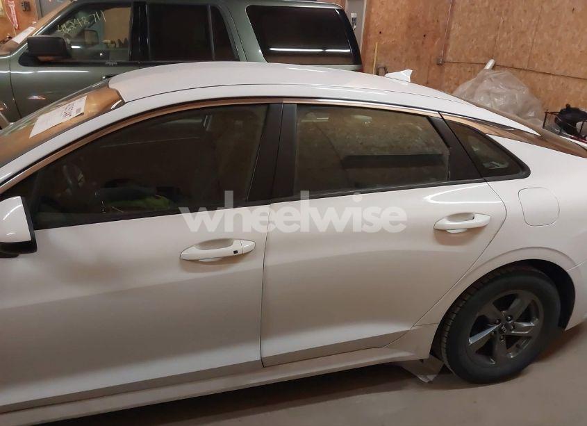 Photo 15 of 2021 Kia K5 LXS (VIN 5XXG14J2XMG019730)