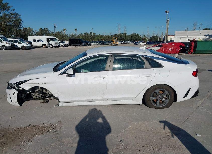 Photo 15 of 2021 Kia K5 LXS (VIN 5XXG14J2XMG048175)