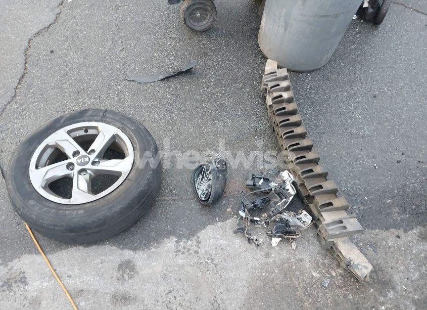 Photo 12 of 2021 Kia K5 LXS (VIN 5XXG14J2XMG069642)