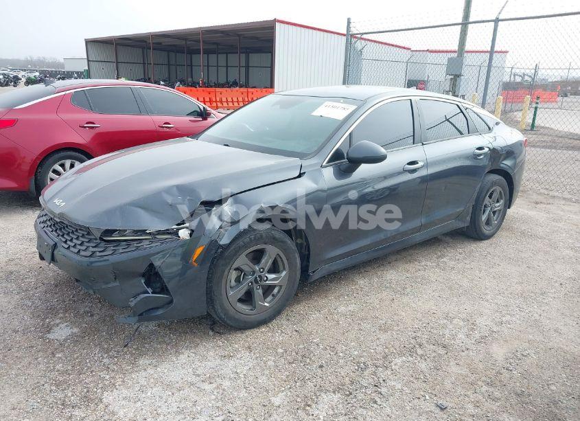 Photo 2 of 2022 Kia K5 LXS (VIN 5XXG14J2XNG086913)