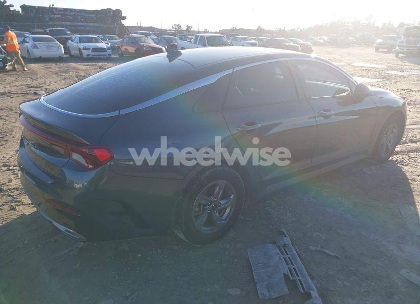 Photo 4 of 2022 Kia K5 LXS (VIN 5XXG14J2XNG111714)