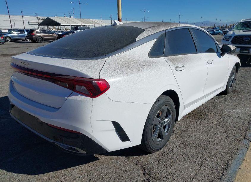 Photo 4 of 2022 Kia K5 LXS (VIN 5XXG14J2XNG126858)