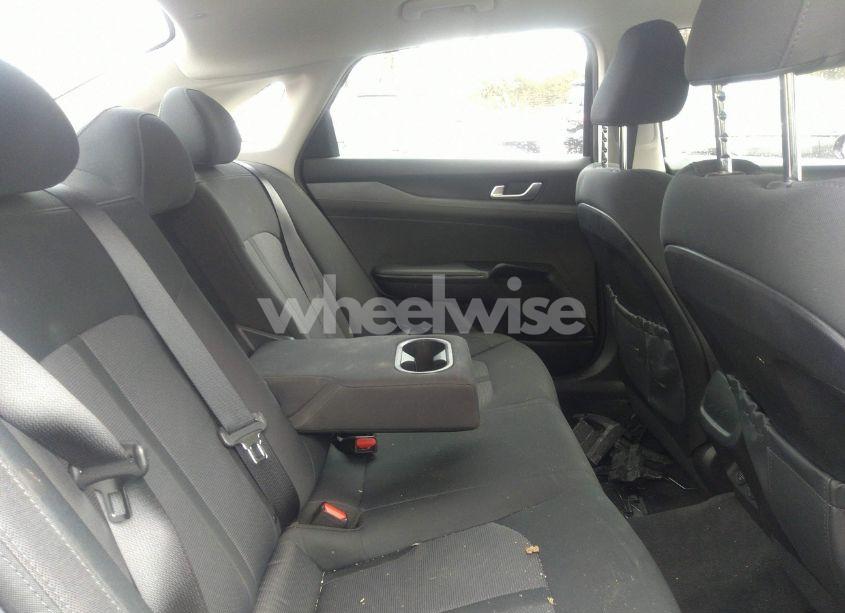 Photo 8 of 2022 Kia K5 LXS (VIN 5XXG14J2XNG132143)