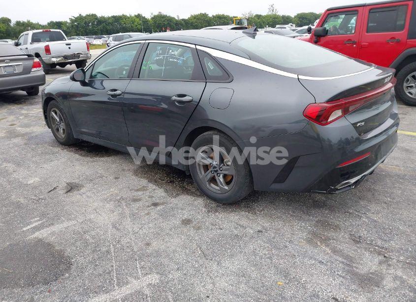 Photo 3 of 2022 Kia K5 LXS (VIN 5XXG14J2XNG135284)
