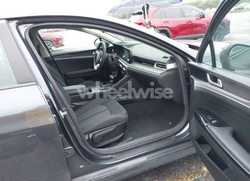 Photo 5 of 2022 Kia K5 LXS (VIN 5XXG14J2XNG135284)