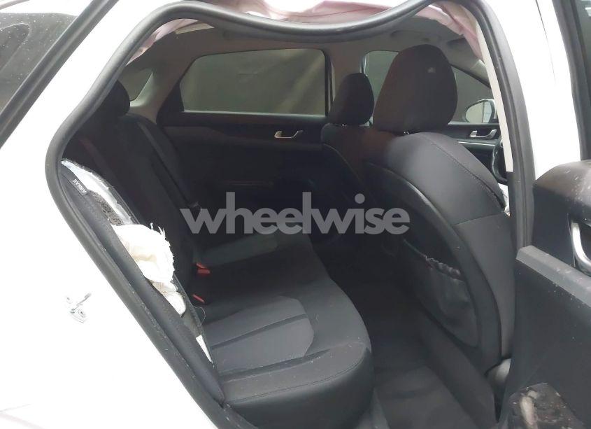 Photo 8 of 2022 Kia K5 LXS (VIN 5XXG14J2XNG138296)