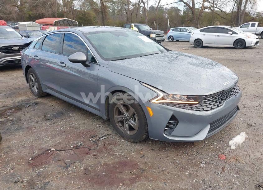 2022 Kia K5 LXS (VIN 5XXG14J2XNG160749) main photo